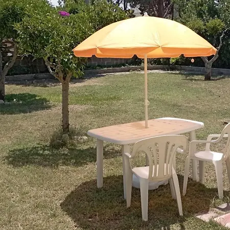 Holiday home Dei Mille Colori Con Ampio Giardino Adatta Ai Vostri Amici A Quattro Zampe