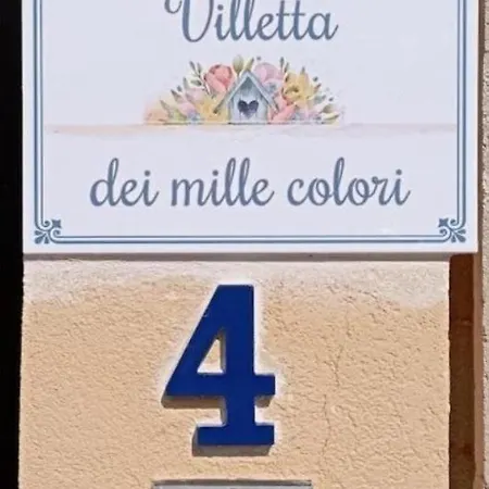 Dei Mille Colori Con Ampio Giardino Semesterbostad *
